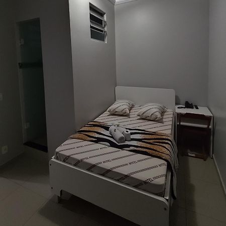 Hotel Amanhecer N903- Feirinha Da Madrugada-Bras サンパウロ エクステリア 写真
