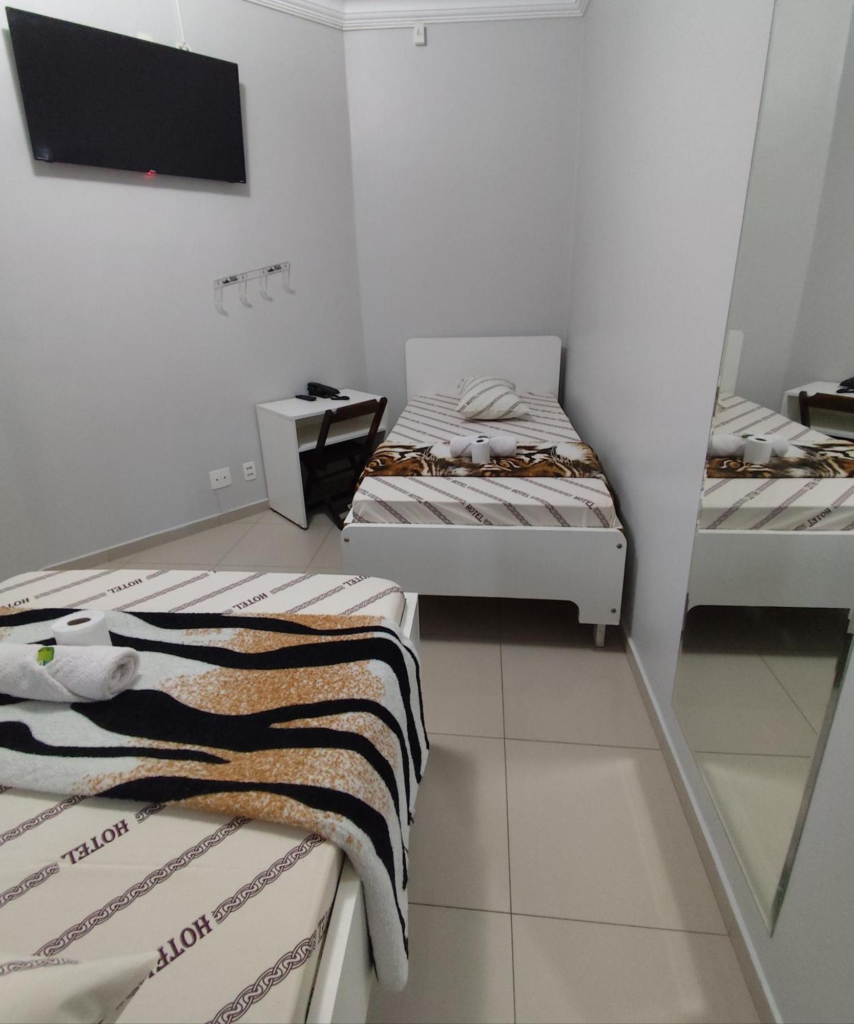 Hotel Amanhecer N903- Feirinha Da Madrugada-Bras サンパウロ エクステリア 写真
