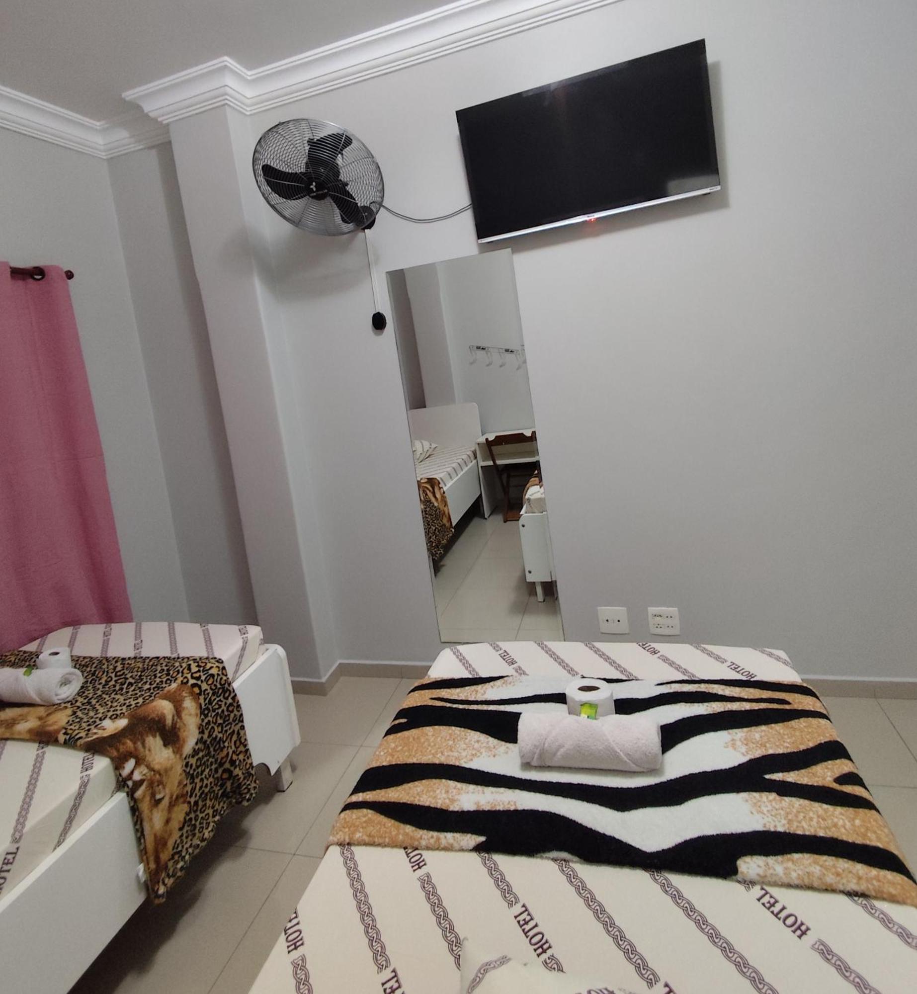 Hotel Amanhecer N903- Feirinha Da Madrugada-Bras サンパウロ エクステリア 写真